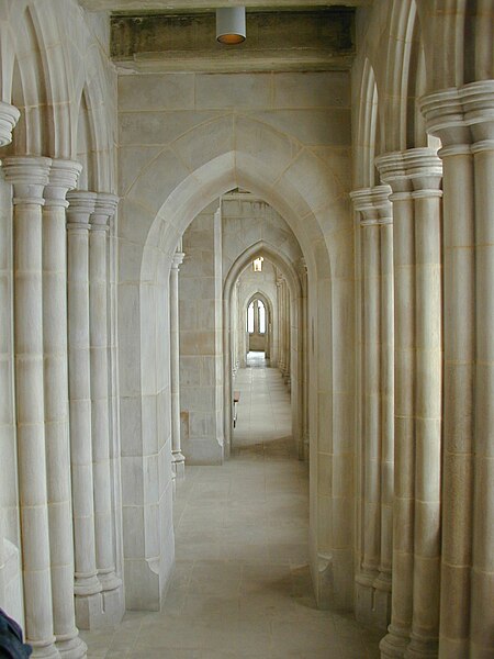 File:Pilgrim Observation Gallery Washington National Cathedral.jpg