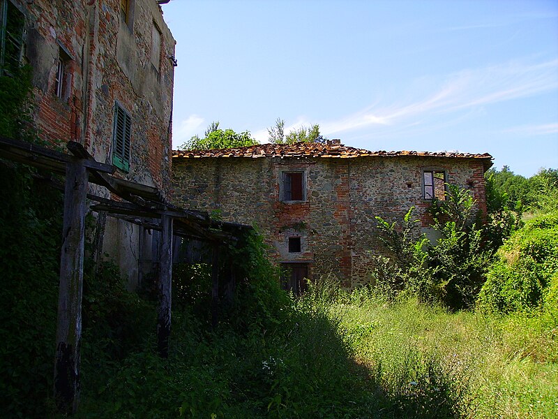 File:Poggiolino Farm (6).JPG