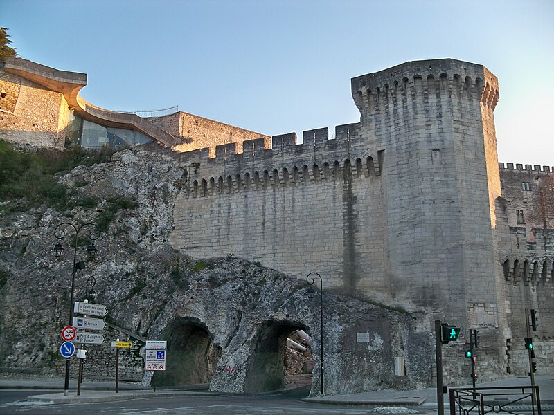 File:Porte du Rocher.JPG