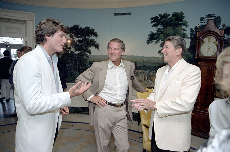 File:President Ronald Reagan with Christopher Reeve and Frank Gifford.jpg