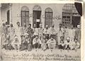 Prisoners in Bagh-e Shah 1908.jpg