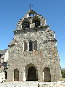 Prunières - Eglise Saint Caprais.JPG