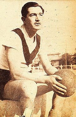 Raúl Toro, Estadio, 1942-09-11 (26).jpg