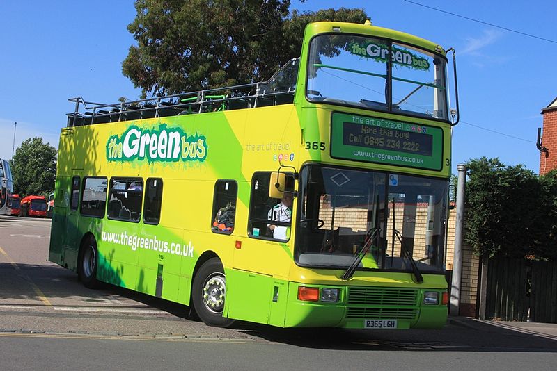 File:Reading Transport Depot - Green Bus 365 (R365LGH).jpg