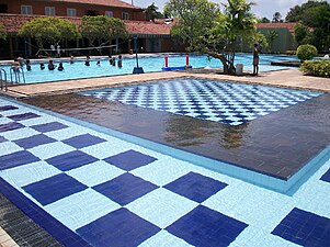 Resort swimming pool marawila.jpg