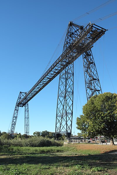 File:Rochefort (17) Pont transbordeur 071.jpg