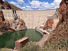 Roosevelt Dam, Arizona.jpg