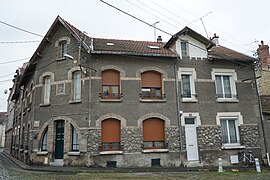 Immeuble d'angle au 5 Rue Bailla à Reims.