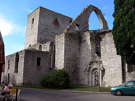St Drotten's church ruin, one of many in Visby.