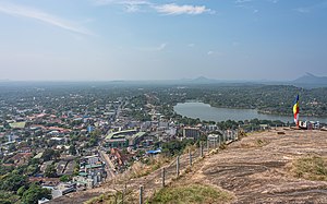 Blick vom Athagala auf die Stadt