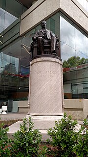 Statue of Samuel Spencer
