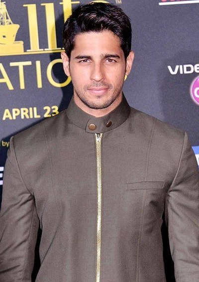 Sidharth Malhotra Net Worth, Biography, Age and more