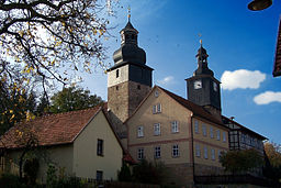 Kyrka och skola i Stepfershausen.