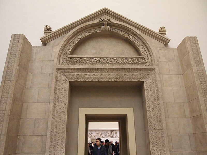 File:Syro-roman Gate (5336922533).jpg