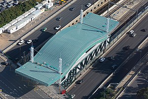 Tel Aviv HaShalom Railway Station 03.jpg