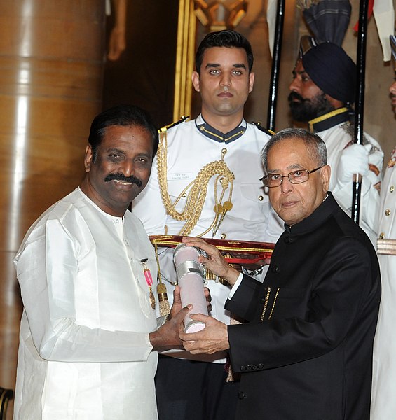 File:The President, Shri Pranab Mukherjee presenting the Padma Bhushan Award to Shri Vairamuthu, at a Civil Investiture Ceremony, at Rahstrapati Bhavan, in New Delhi on March 31, 2014..jpg