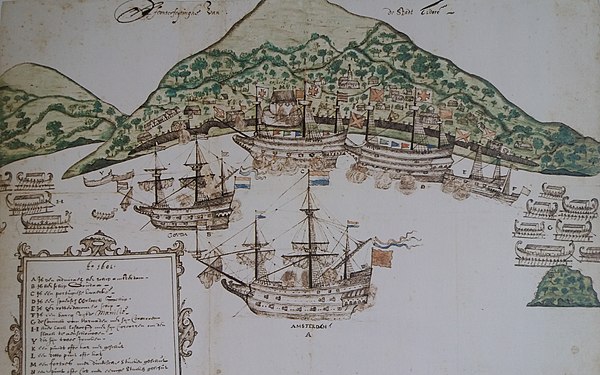 Image of Tidore town in 1601, with Spanish and Dutch ships engaged in a fight. A mosque, a Catholic church and a small fortress can be seen.