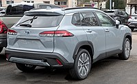 File:Toyota YARIS CROSS HYBRID GR SPORT (6AA-MXPJ10-BHXVB) rear.jpg -  Wikipedia