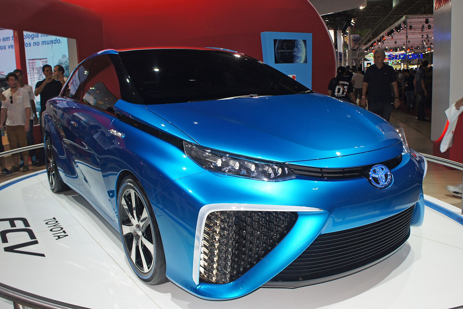 Toyota FCV Plus Concept