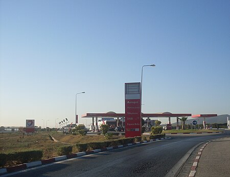 Tunisie Autoroute A1 aire de service Grombalia.jpg