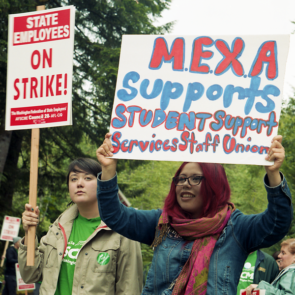 File:US-WA-EvergreenStateCollege-WorkersStrike-2013-5-28-42.png