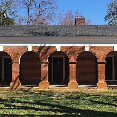 A brick arcade on the West Range. UVA Range 2.jpg