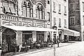 Caffè dell'Ussero nel 1869 (L'insegna nel Palazzo Tilli è quella dell'Albergo dell'Ussero)