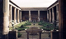 Peristilium: giardino interno