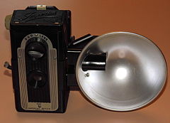 Vintage Imperial Reflex 620 Duo Lens Film Camera, A Simple Plastic Box Camera (16403678691).jpg