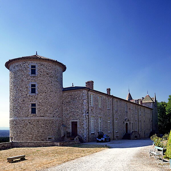 File:Vollore, Puy-de-Dôme.jpg