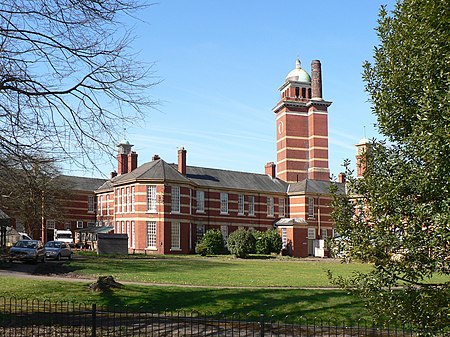 Whitchurch Hospital - geograph.org.uk - 1804173.jpg