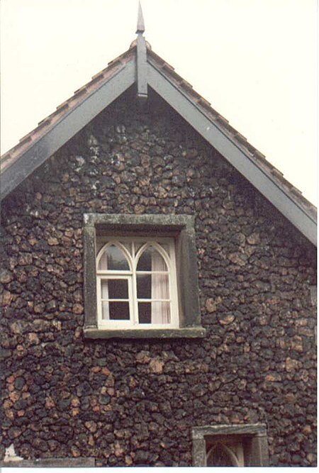 Ye olde cinder house