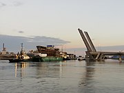 City of Adelaide being moved to Dock 2, Port Adelaide, 29 November 2019