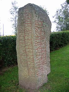 The Kalvesten runestone from the 9th century. Og 8, Vastra Steninge.jpg