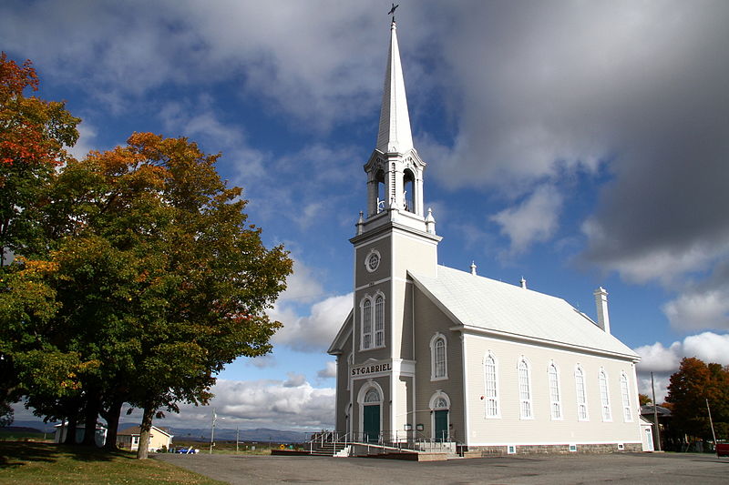 File:13261-Eglise Saint-Gabriel - La Durantaye 001.JPG