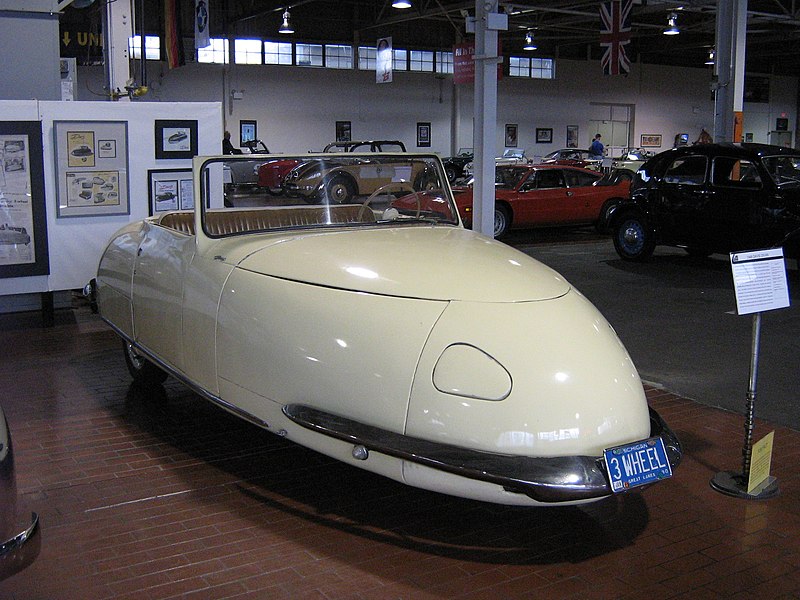 File:1948DavisDivan.jpg