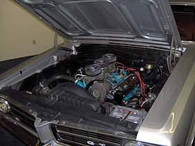 1964 Pontiac GTO 389 Tri-Power engine.JPG
