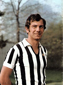 1970–71 Juventus FC - Gianluigi Savoldi (Düzenlendi) (2) .jpg