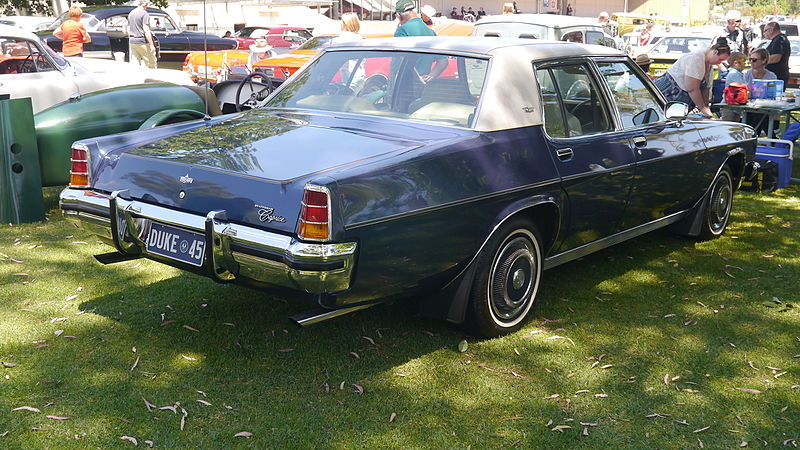 File:1974-1976 Statesman Caprice (HJ) sedan (23315552649).jpg