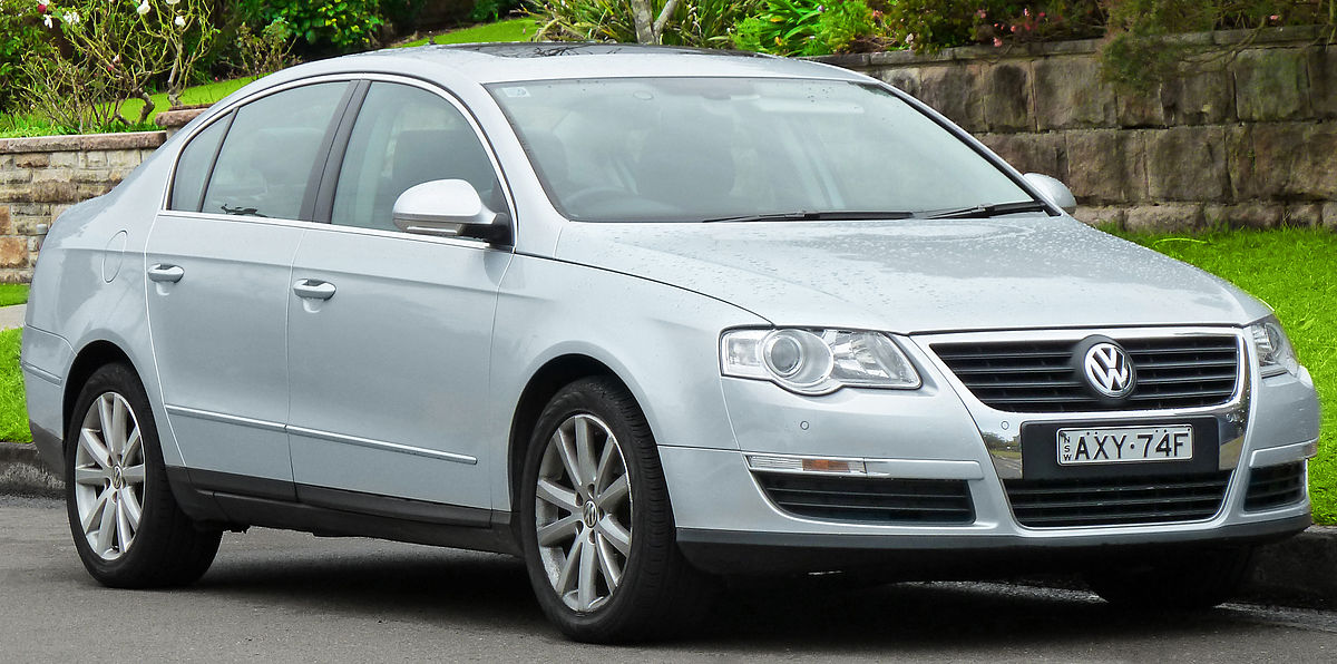 File:2003 Volkswagen Passat (3BG MY03) W8 4MOTION sedan (2015-07-15) 01.jpg  - Wikimedia Commons