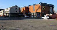 inzwischen abgerissenem Postbahnhof in Freiburg