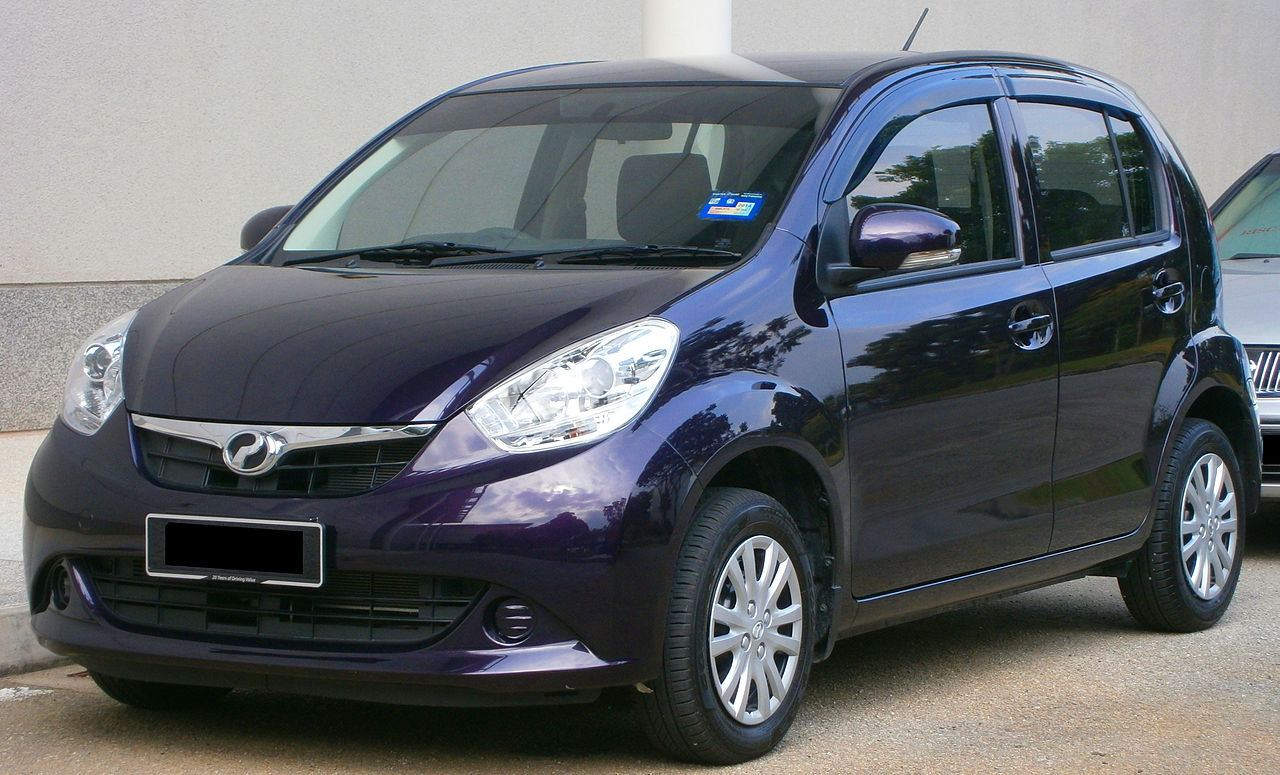 File:2013 Perodua Myvi Standard in Cyberjaya, Malaysia (01 ...