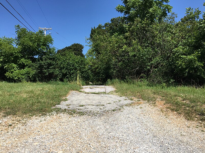 File:2016-08-20 11 19 55 View north along Maryland State Route 668 (Boswells Drive) at Harvey Yingling Road in Wentz, Carroll County, Maryland.jpg