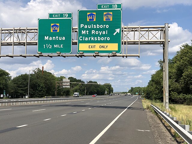 Northbound Interstate 295 and US 130 in East Greenwich Township