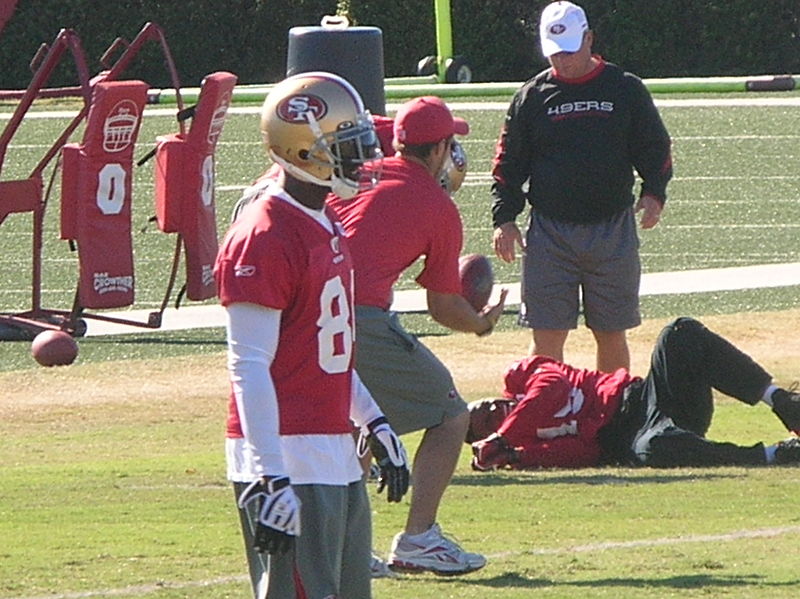 File:49ers training camp 2010-08-11 27.JPG