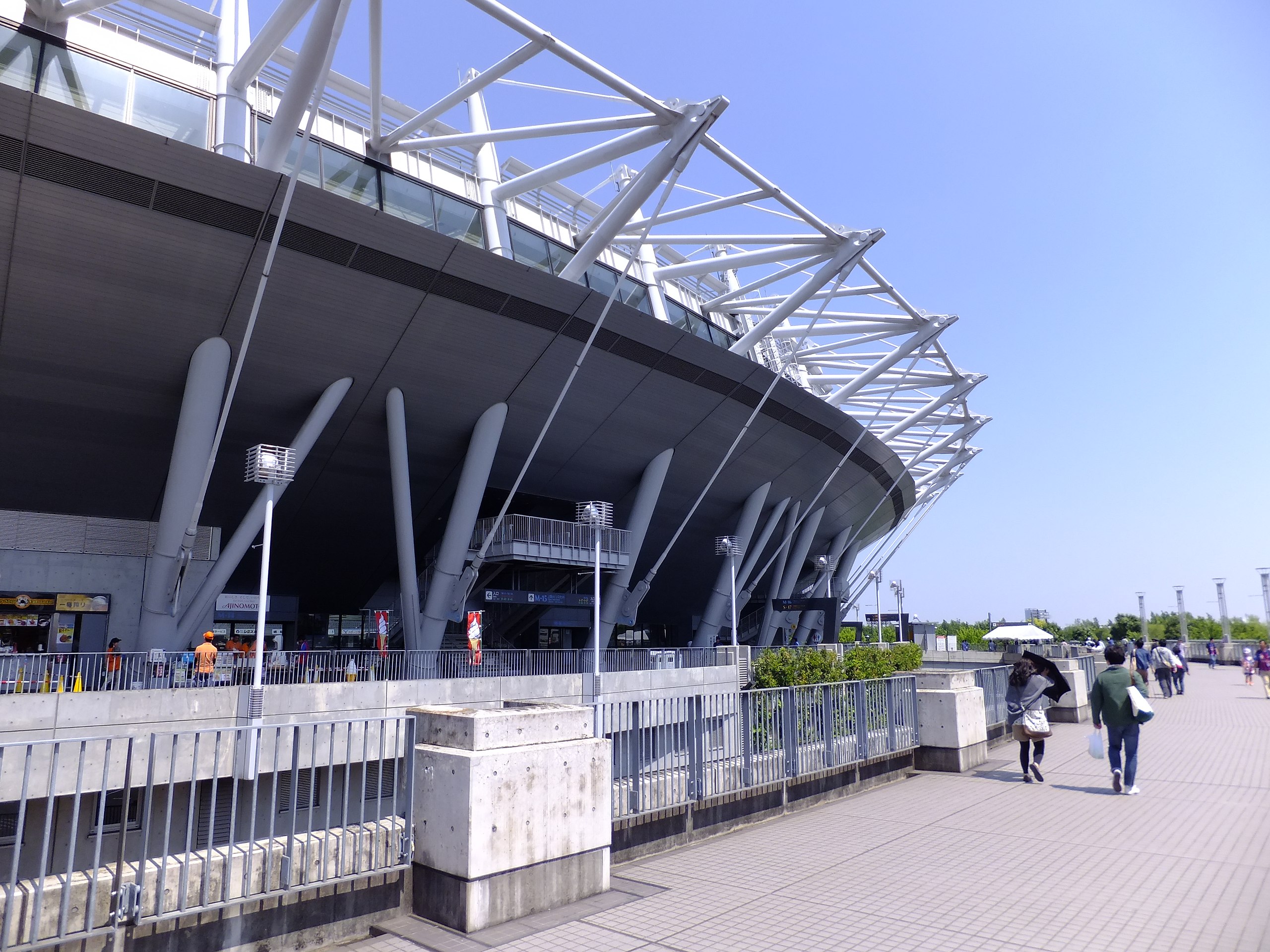 File:Ajinomoto Stadium 20130506 006.jpg - Wikimedia Commons