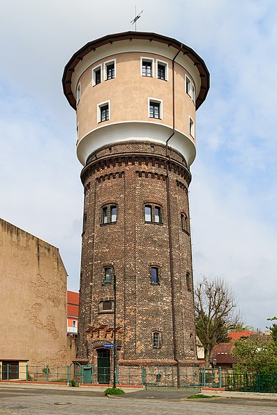 File:Angermuende 05-2017 img14 water tower.jpg