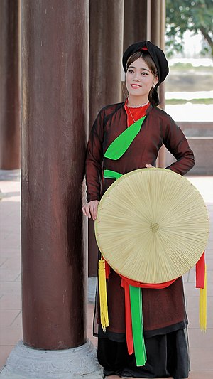 Vietnamese Clothing