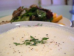 Soupe Avgolemono et Salade de Poulet Grillé et Mangue.jpg