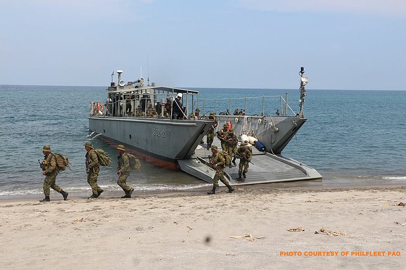 File:BRP Davao del Sur Landing Craft.jpg